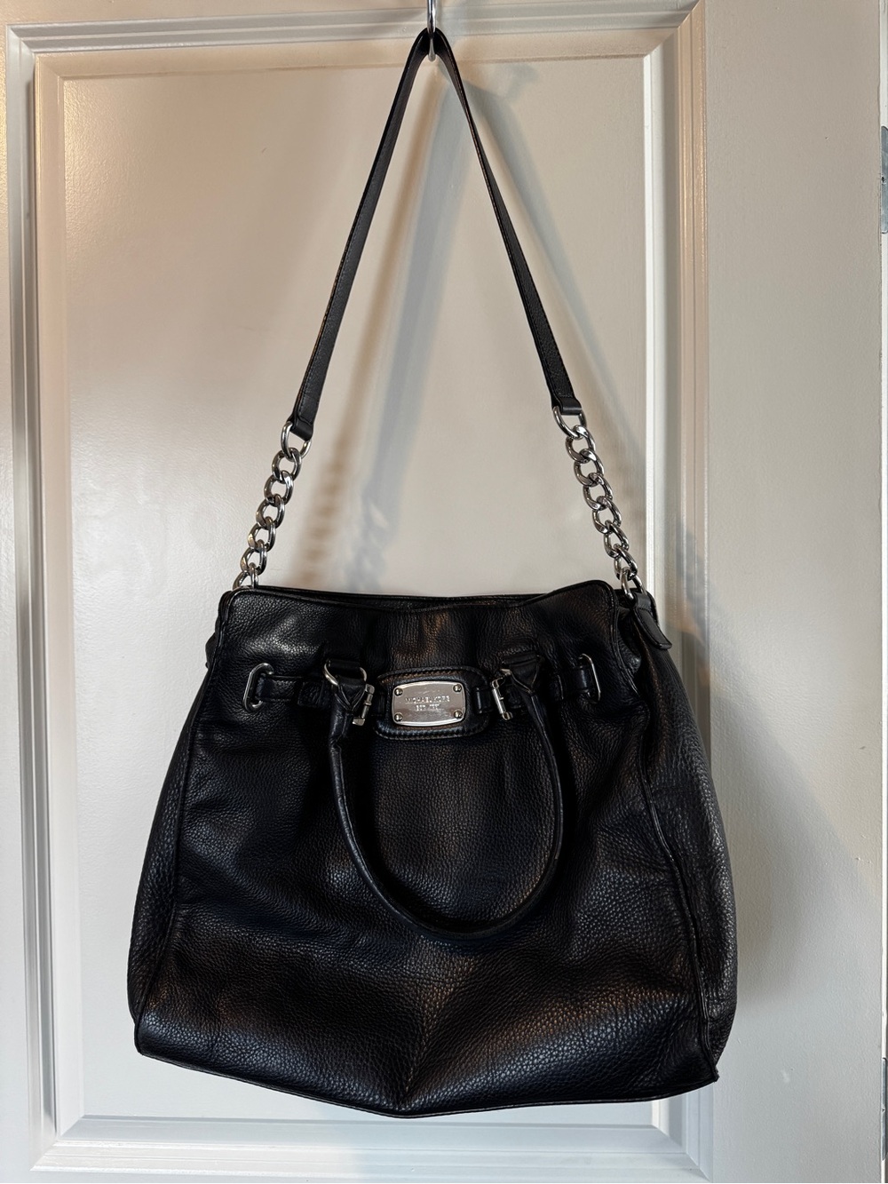 Michael Kors Hamilton Shoulder Bag